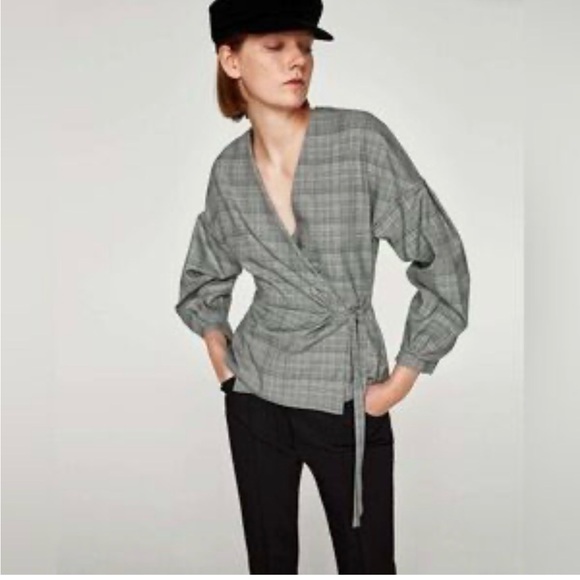 Zara Black and White Checkered gray plaid women’s Top L seen on TV - Picture 3 of 11